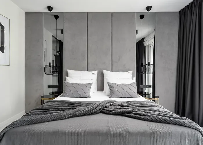 El Apartments - Aries